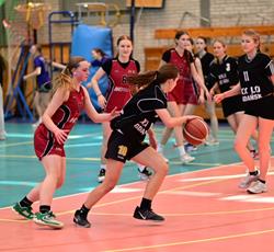 W koszykarskich zmaganiach tryumf Szkoły Gortata